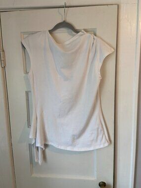Veronika Maine Top Womens M White asymetric tee cap sleeves NWT